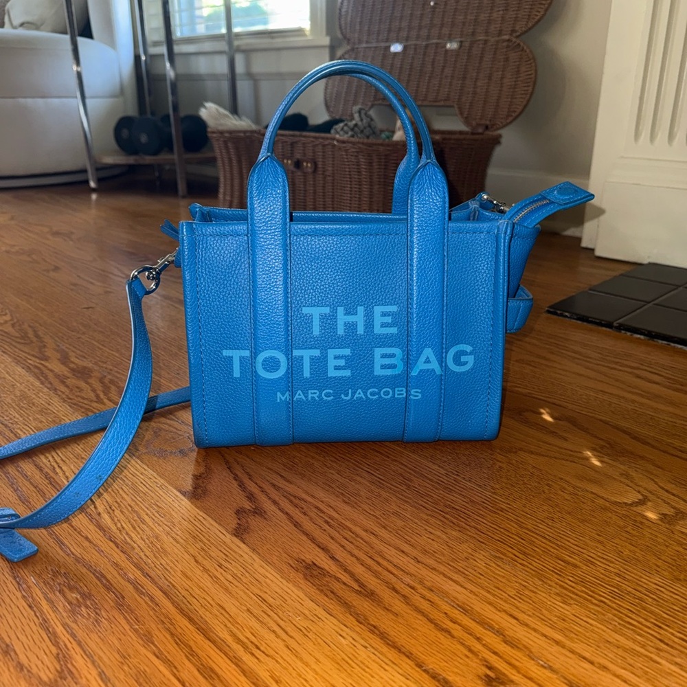 Marc Jacobs Vibrant Blue Tote Bag - Picture 2 of 10